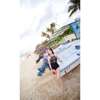 Bikini 1 mảnh cổ yếm ( kèm hình khách mặc)
