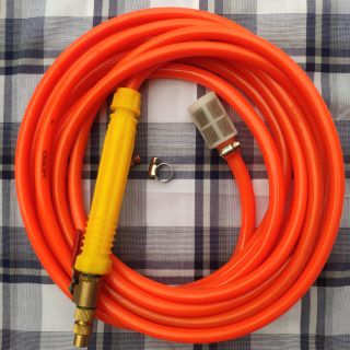 Bộ phụ kiện máy rửa xe mini 12v có tay cầm khóa