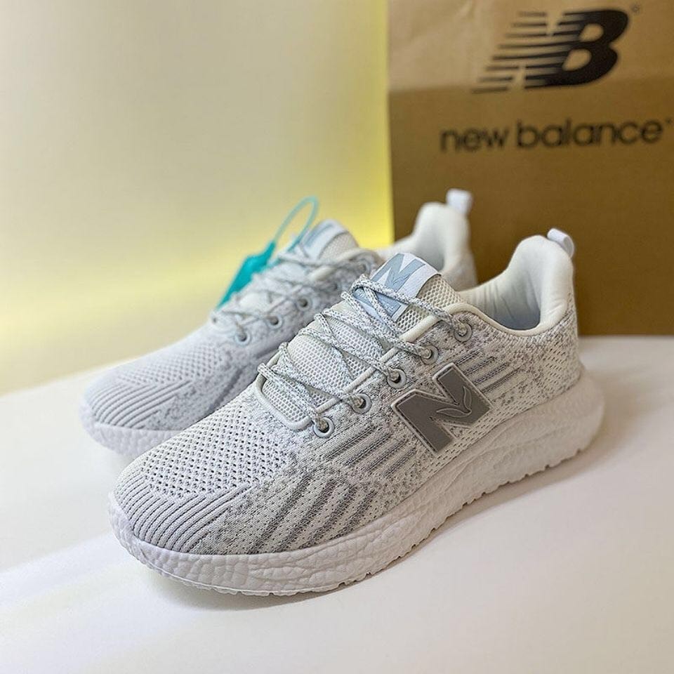 Mới Giày Thể Thao New Balance Chạy Bộ Nhẹ Nhàng Năng Động Cho Nam Nữ