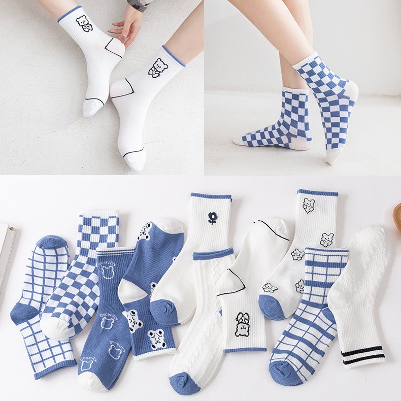 Tất Cao Cổ  Tone Xanh Dương Phong Cách Lilota Họa Tiết Dễ Thương