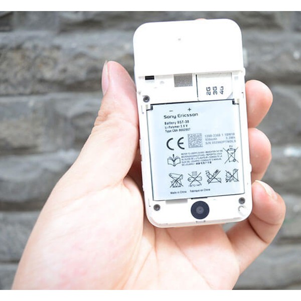 ĐIỆN THOẠI SONY ERICSOSN R306 ĐỘC ĐÁO