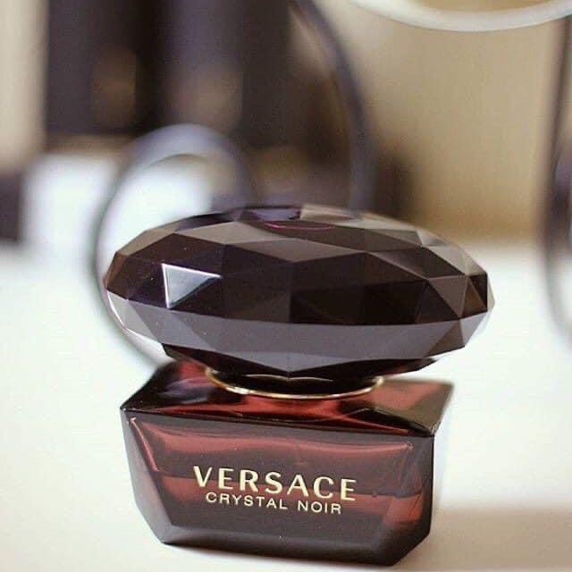 Nước hoa Versace Crystal Noir EDP 90ml