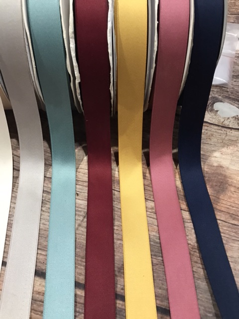 4m ruy băng lụa mờ rộng 2.5cm