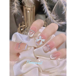 Móng úp thiết kế màu thạch bling bling