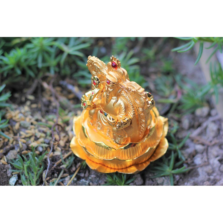 Tượng phật thần tài nước hoa để ô tô