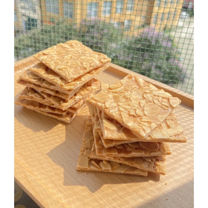 Bánh Hạnh Nhân Ngói Giàu Dinh Dưỡng