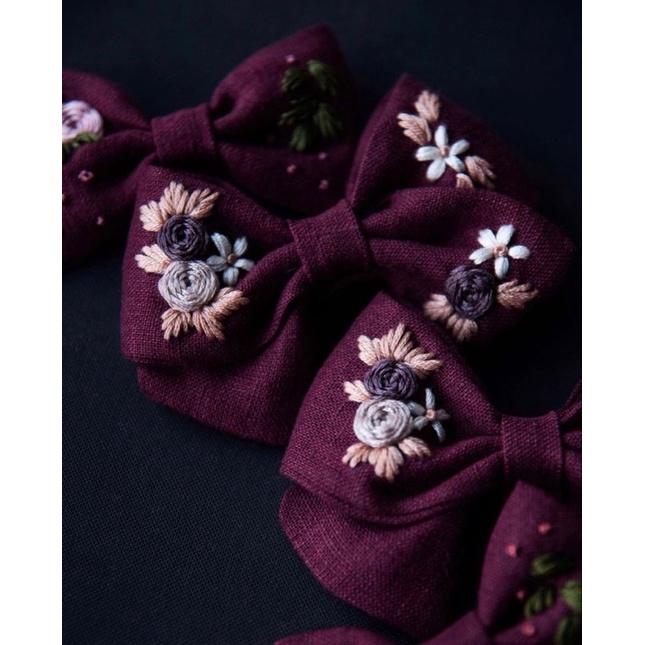 Nơ buộc tóc thêu tay