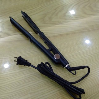 MÁY LÀ CỤP BẢN NHỎ