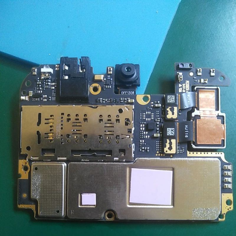 Camera Trước Xiaomi Redmi 7 Bốc máy