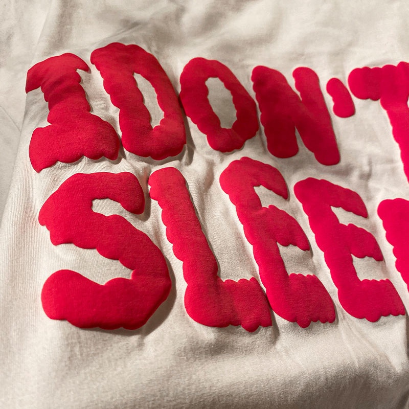 Áo thun COZOK ngắn tay dáng rộng in chữ cá tính trẻ trung