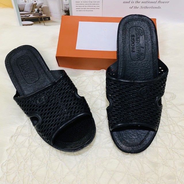 Dép tổ ong quốc dân