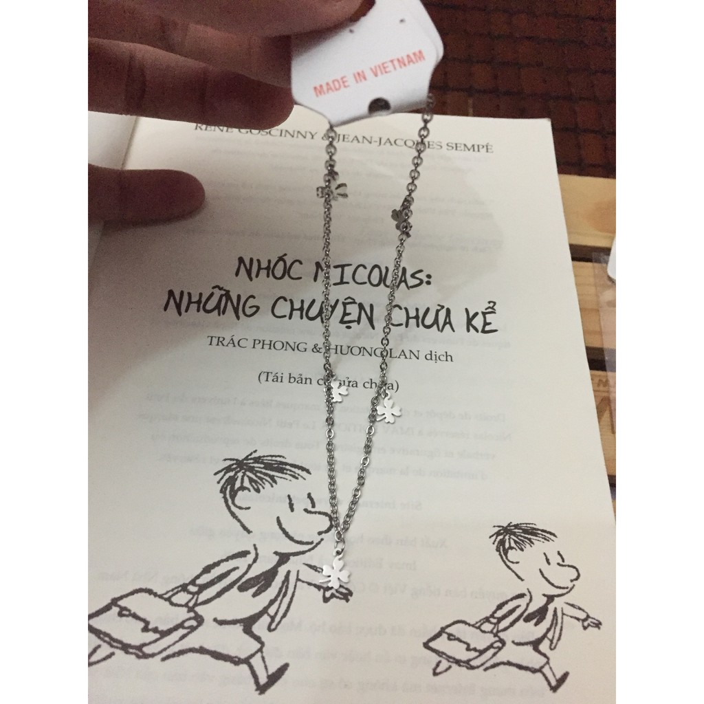 Lắc chân ,tay cỏ 4 lá | BigBuy360 - bigbuy360.vn