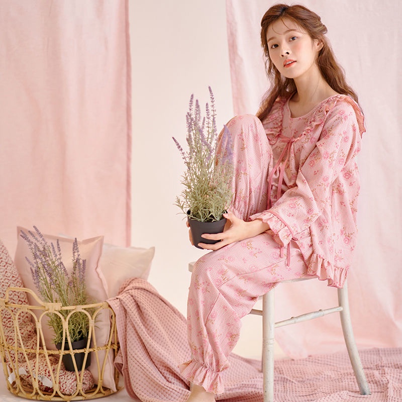 [Spot] Bộ đồ mặc ở nhà tay dài in hoa công chúa có thể cử động thời trang cho nữ