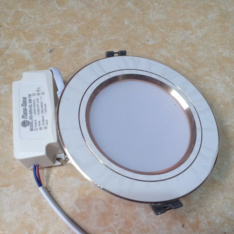 Đèn LED Âm trần Downlight Đổi màu 7W Viền Vàng, Viền Bạc