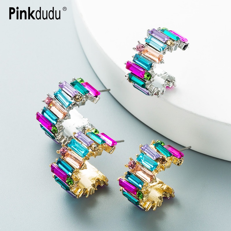 Khuyên tai Pinkdudu PD531 dạng hạt hình chữ C đính đá acrylic dát nhiều màu sắc đơn giản cho nữ