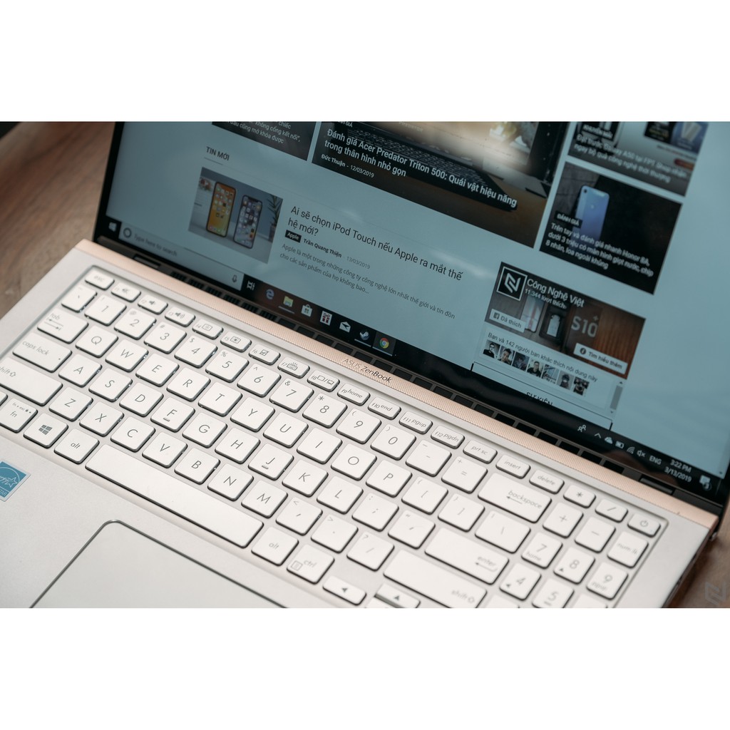 Máy tính Asus ZenBook 15 UX533FD (Core i5-8265U 8CPU, DDR4 8GB, SSD 256GB, GeForce GTX 1050 Max-Q, MH 15.6' FHD) | BigBuy360 - bigbuy360.vn