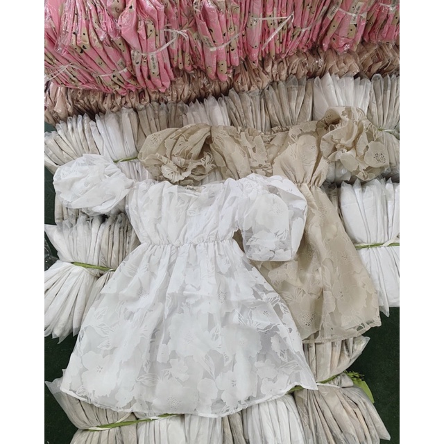 [NEW]ÁO REN TRỄ VAI TAY BỒNG CHIẾT EO “HIRU TOP”SIÊU XINH