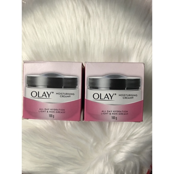 Kem dưỡng ẩm Olay Moisturising Cream Sensitive Skin 100g