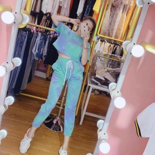 Sét thể thao áo croptop loang màu