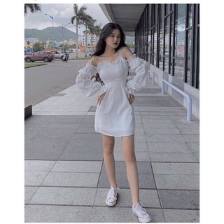 Đầm trắng bẹt vai 2 dây tay bo siêu hot