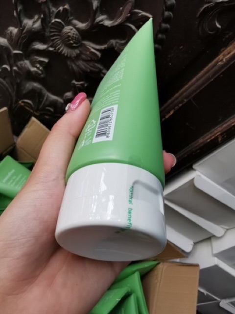 Sale 38% Sữa Rửa Mặt Chiết Xuất Từ Trà Xanh Innisfree Green Tea