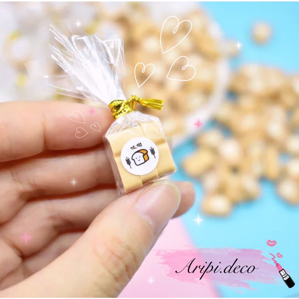 Charm bánh mì sandwich trứng rán xinh xắn /Nguyên liệu làm phụ kiện handmade vòng tay / resin/ B1