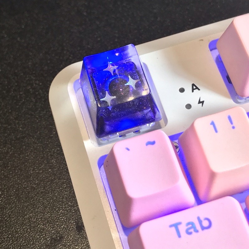 Keycap galaxy xuyên led ✨🌟 hiệu ứng sao trời lấp lánh (1 nút) - Keycaps universe handmade trang trí bàn phím cơ gaming