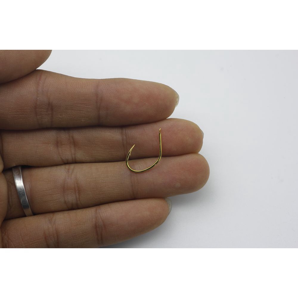 Bộ 30 móc câu cá màu vàng bằng thép carbon cao cấp 6#-12# thiết kế mới lạ siêu sắc bén 2021