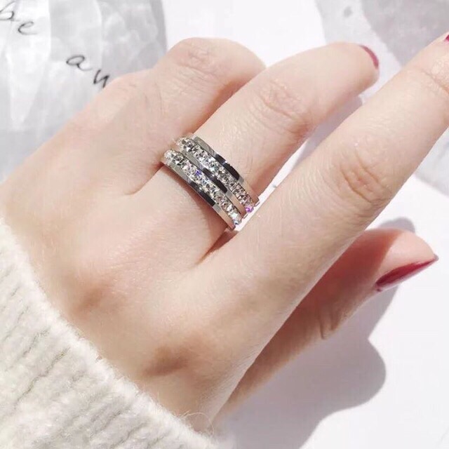 Nhẫn Titan Ko ĐEn 2 Hàng Xoàn Full Đá NT072