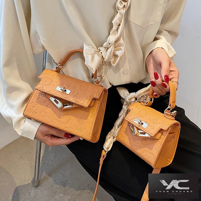Túi Đeo Chéo Nhỏ Nhắn Phong Cách Phương Tây Thời Trang Hàng Mới 2022 Chất Lượng Cao Cho Nữ
