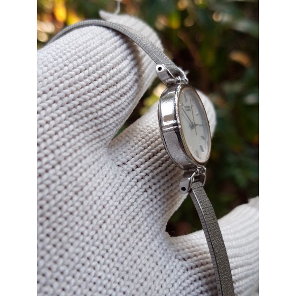 Đồng hồ nữ Seiko Quartz