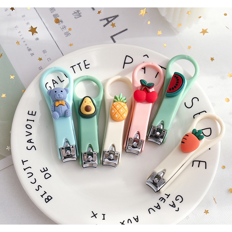 Bấm Cắt Móng Tay Hình Dễ Thương - Có Lỗ Treo Móc Tiện Lợi