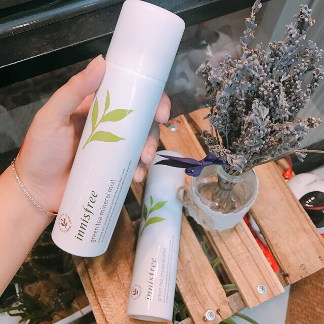 Xịt khoáng trà xanh Innisfree Green Tea Mineral Mist 150ml