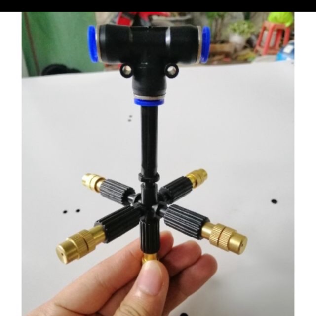 Béc phun sương 5 hướng có T nối nhanh và khởi thủy nối béc
