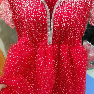 Đầm kim sa bẹt vai