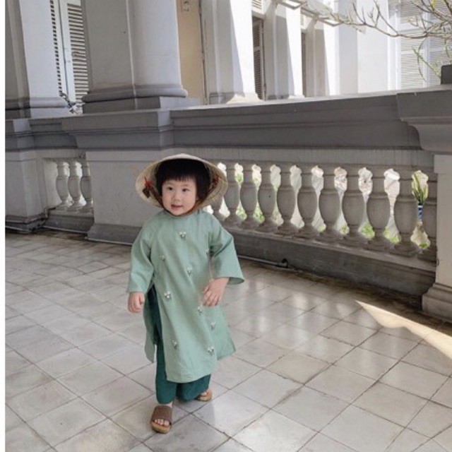 Thanh lý bộ áo dài mẹ và bé mang tết