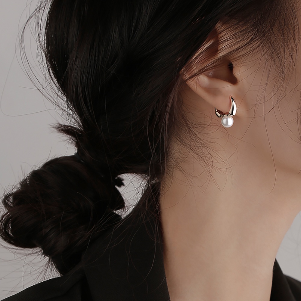 Khuyên tai làm từ đồng hình tròn đính ngọc trai nhiều màu sắc phong cách cổ điển trang sức thời trang cho phái nữ