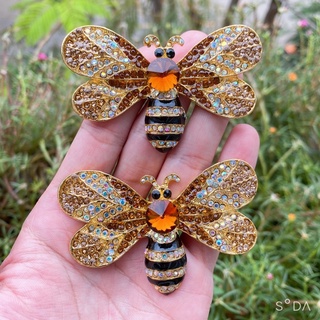 Bộ 2 Charm Ong Chúa gắn dép Havaianas