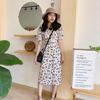 Đầm hoa vintage nút gỗ