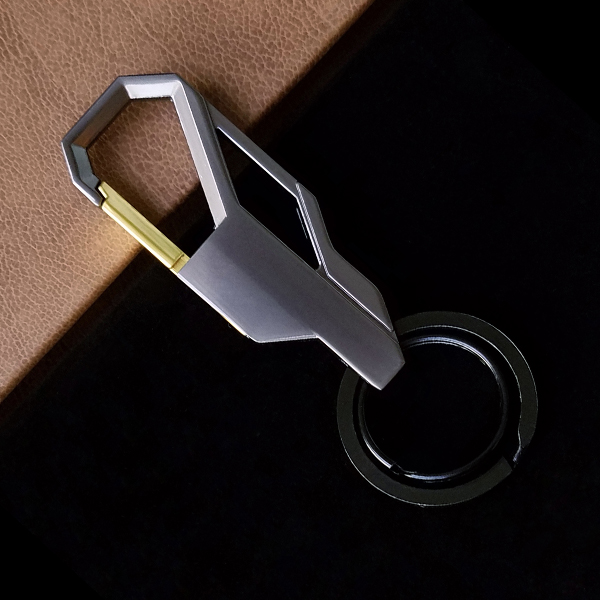 Chất lượng cao kim loại đầu ngón tay móc khóa mở nắp chai khóa thắt lưng nam sáng tạo móc chìa khóa xe hơi