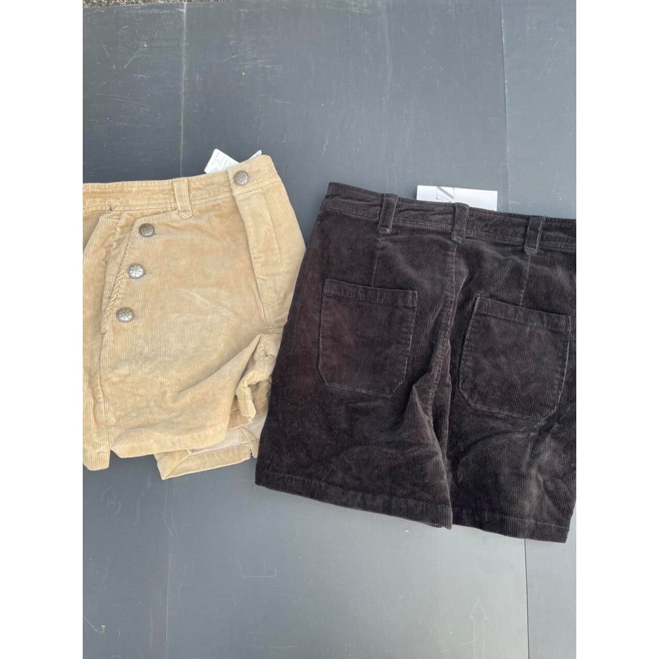 Quần short nhung cho mùa Thu Đông cực đẹp, hàng dư xịn nên form chuẩn