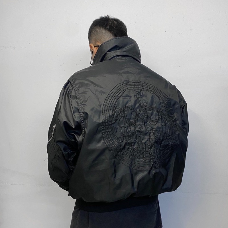 #roiworkshop Áo Khoác Bomber Chần Bông Màu Đen - Thêu Logo Phía Sau