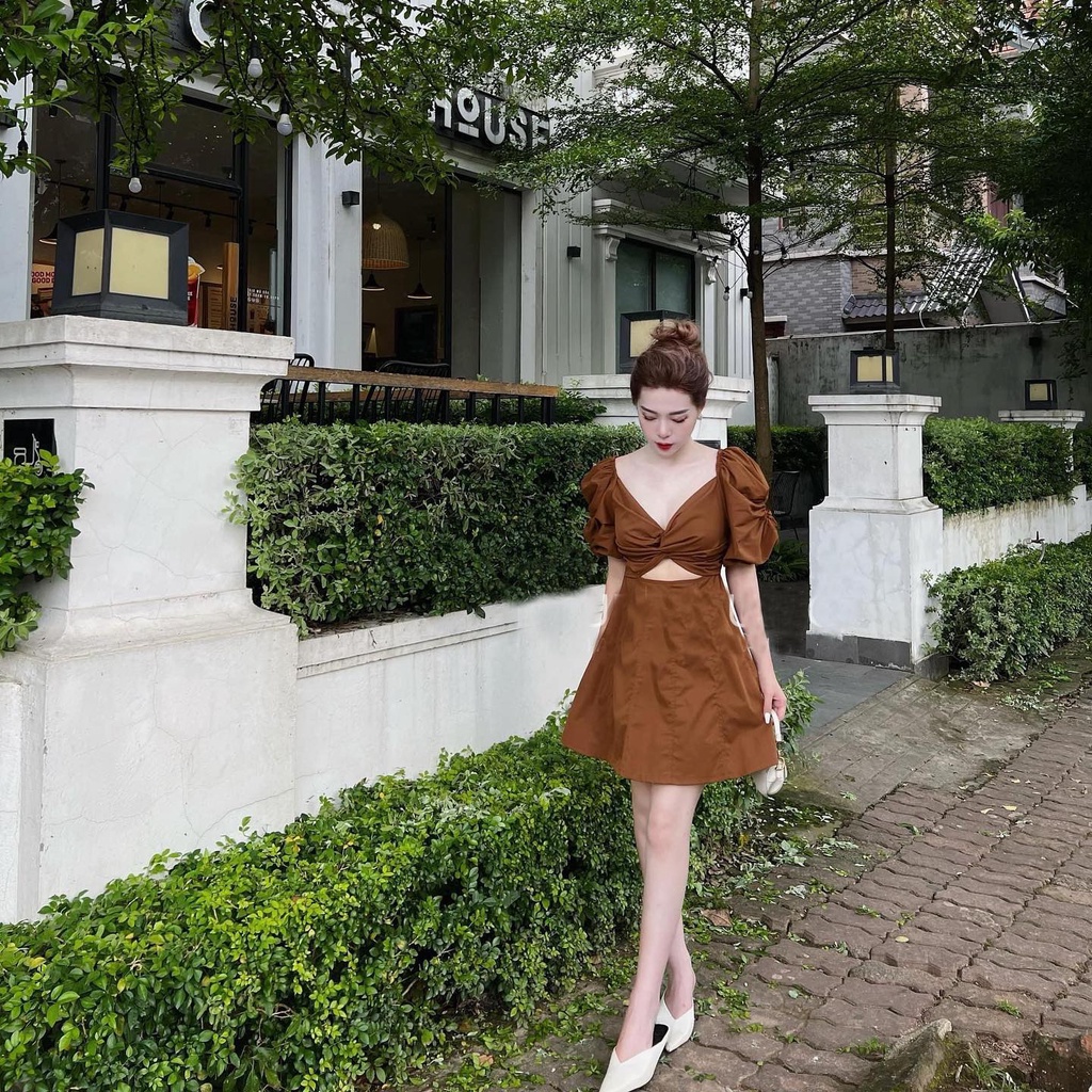 Đầm xoắn ngực tay bồng dáng ngắn cao cấp - TQ