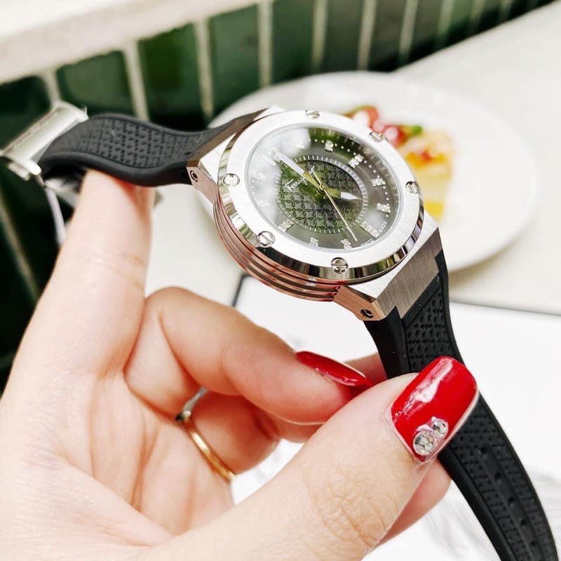 Đồng hồ nữ Salvatore Ferragamo F80 bản kim cương .