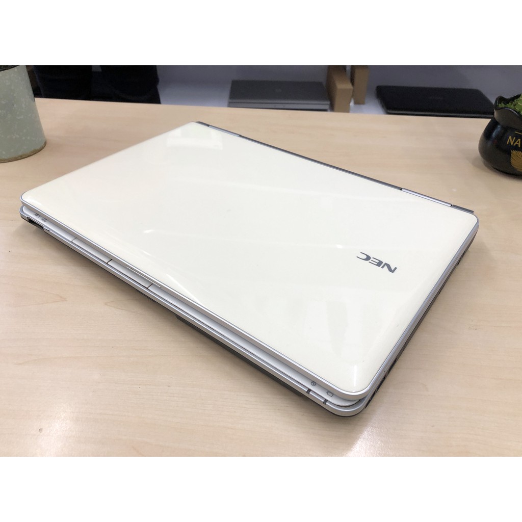 Laptop NEC LL750/F - Core i7 2670QM - Ram 4G - 15.6inch HD