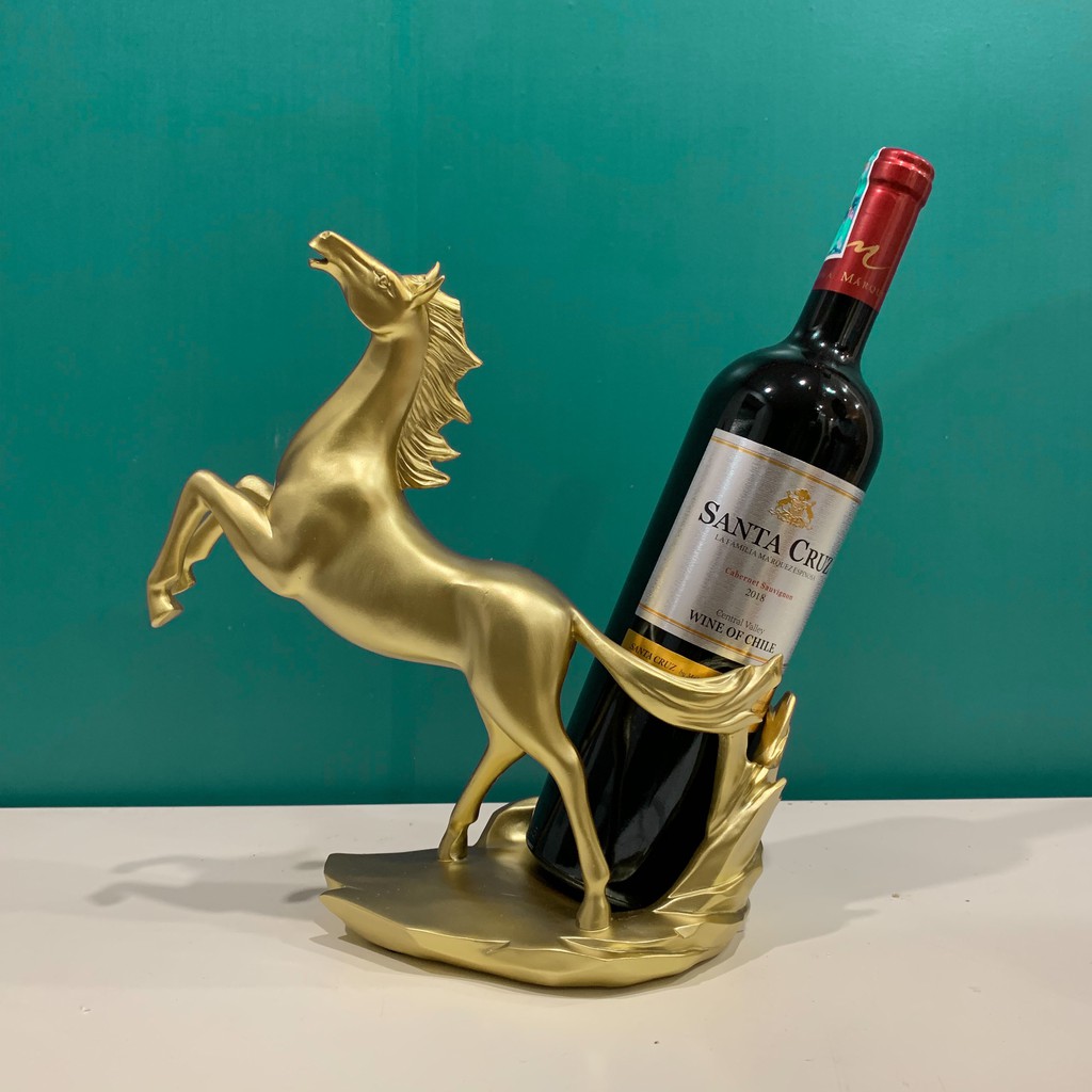 Decor đẹp - Kệ để rượu hình ngựa vàng, trang trí tủ kệ rất đẹp