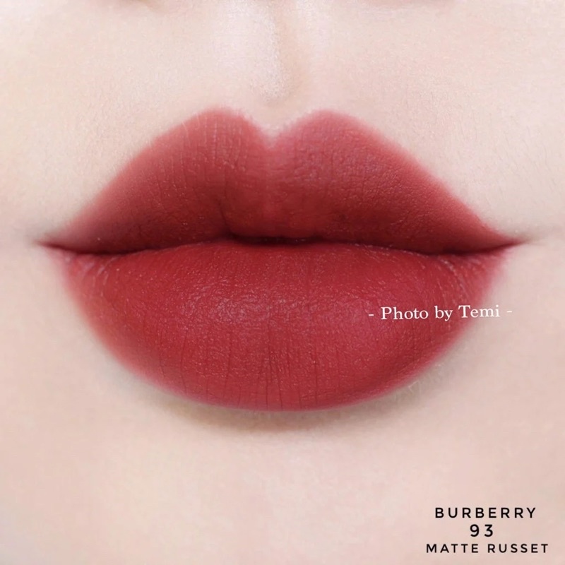 Son Burberry Kisses satin màu 93 Russet đỏ hồng nâu