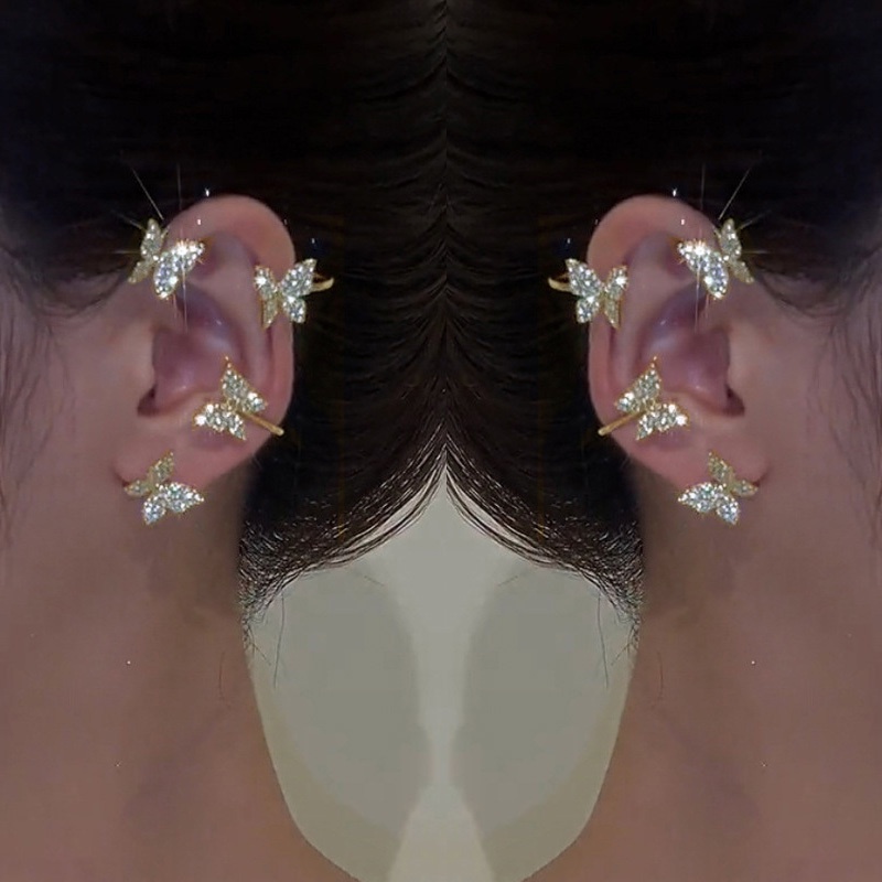 Khuyên vành tai AY thiết kế đa dạng thời trang cho nữ