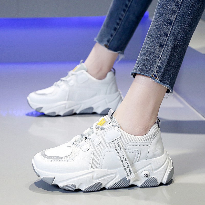 Giày sneaker nữ màu trắng siêu nhẹ phong cách Hàn Quốc