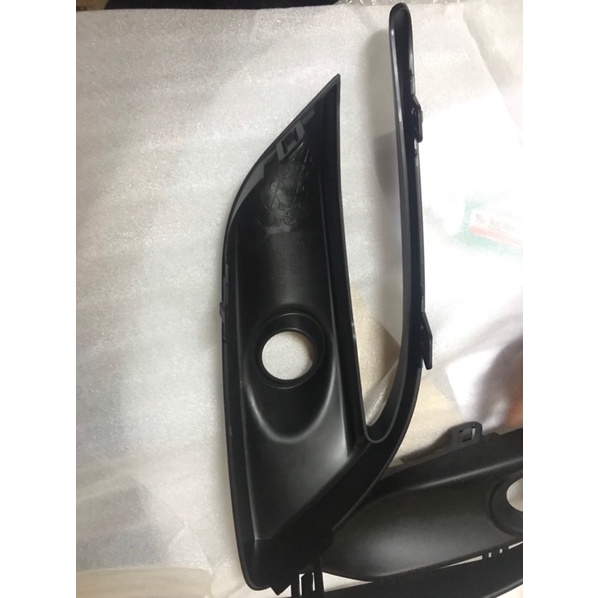 Ốp đèn gầm Mazda 3 2017-2019